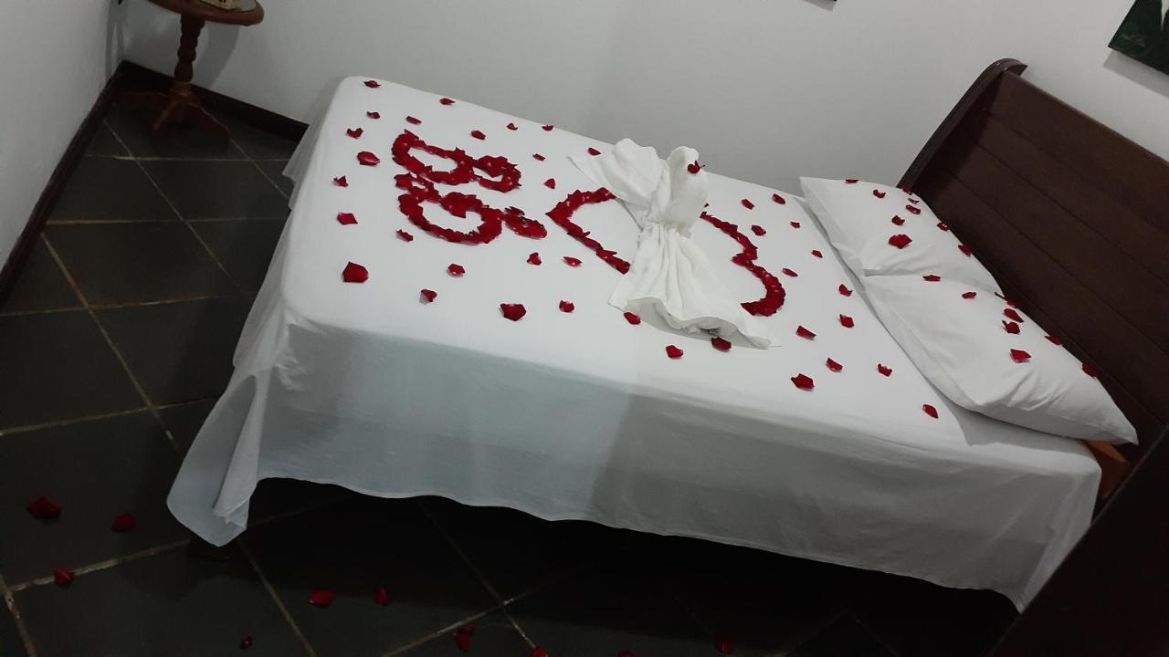 Suites Beija-Flor ปาราตี ภายนอก รูปภาพ