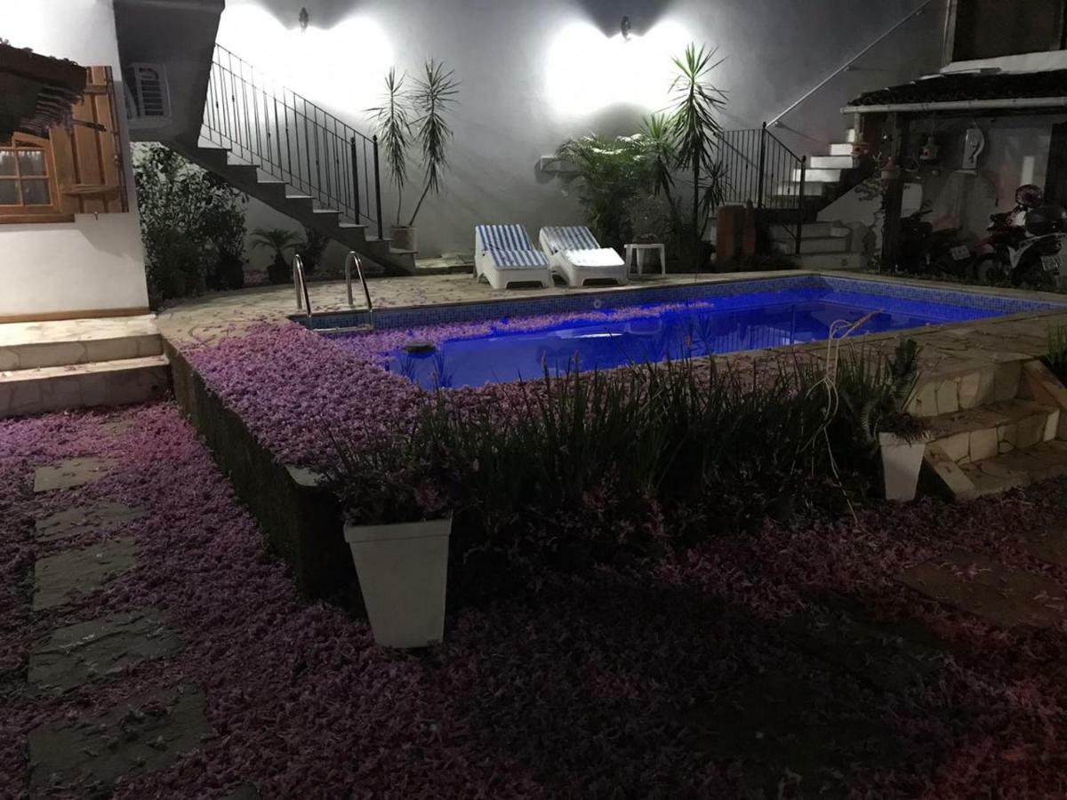 Suites Beija-Flor ปาราตี ภายนอก รูปภาพ
